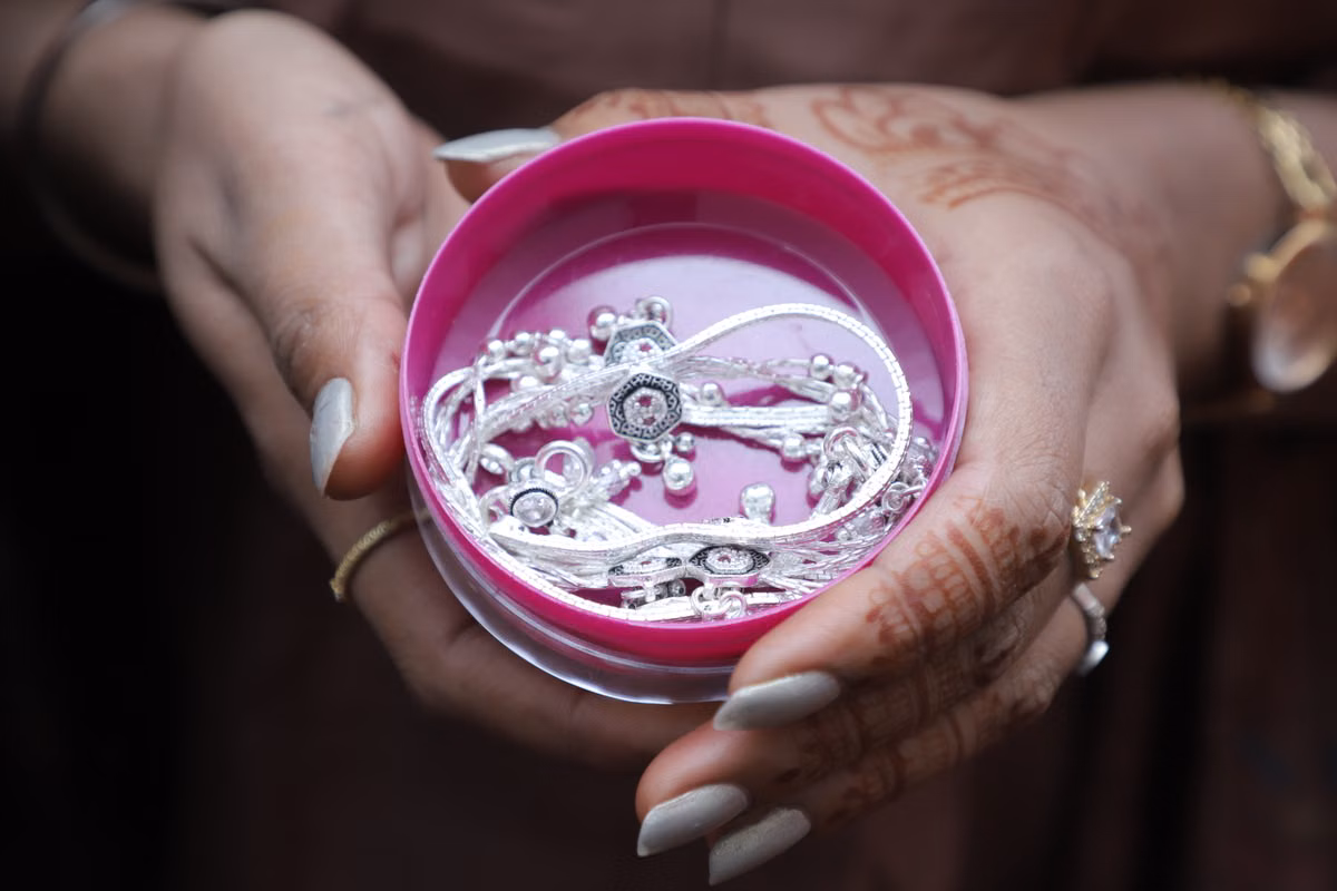 Silver Gift Items for Marriage Below ₹5000: 20 Best Ideas in India (2026)